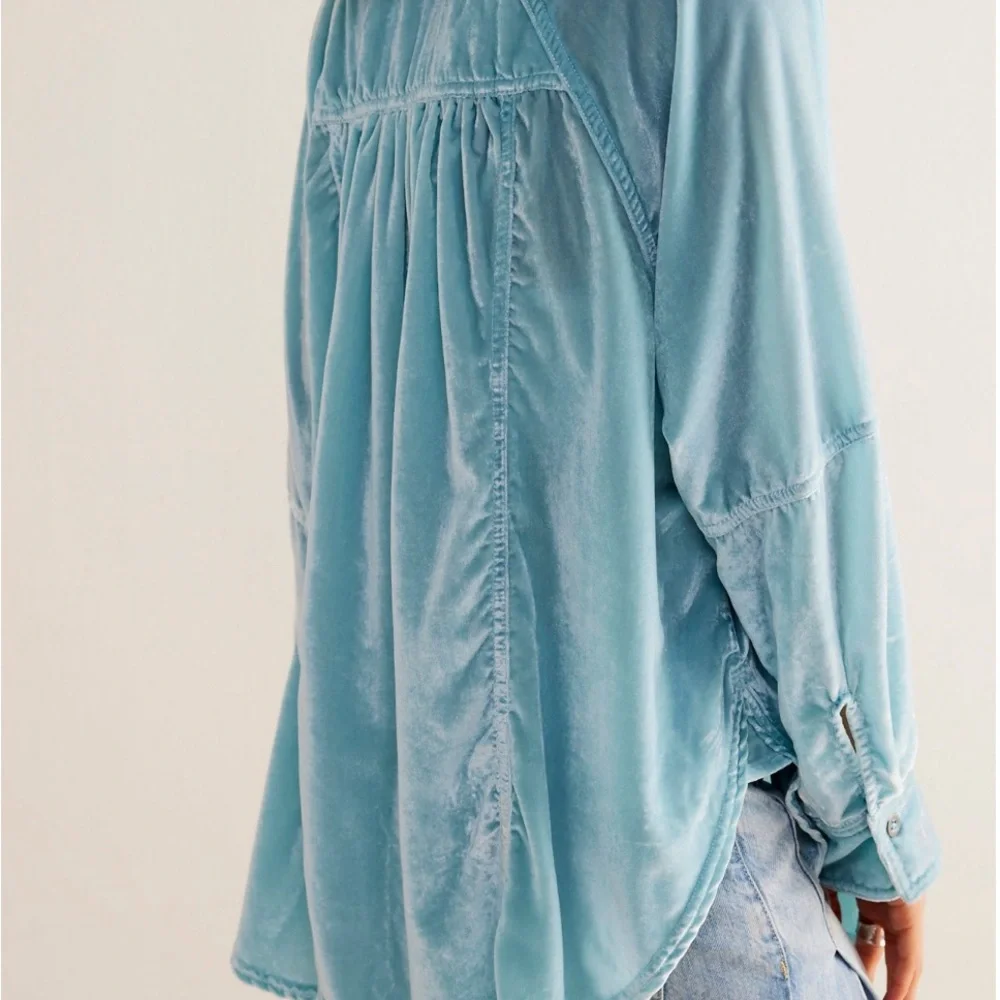 We The Free Light Blue Button Down Shirt - Picture 2 of 5